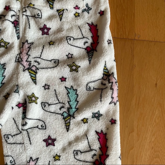 Mikk Lounge white unicorn fuzzy onesie with hood size M Christmas present - Picture 2 of 7